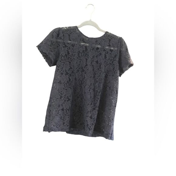 Chelsea 28 Gray Lace Blouse Size Small NWT - Picture 6 of 7